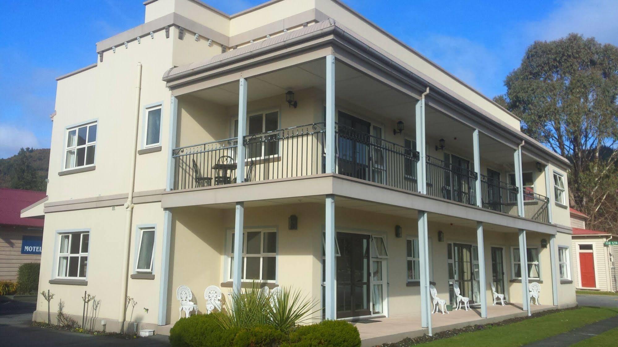 Lantern Court Motel Reefton Esterno foto