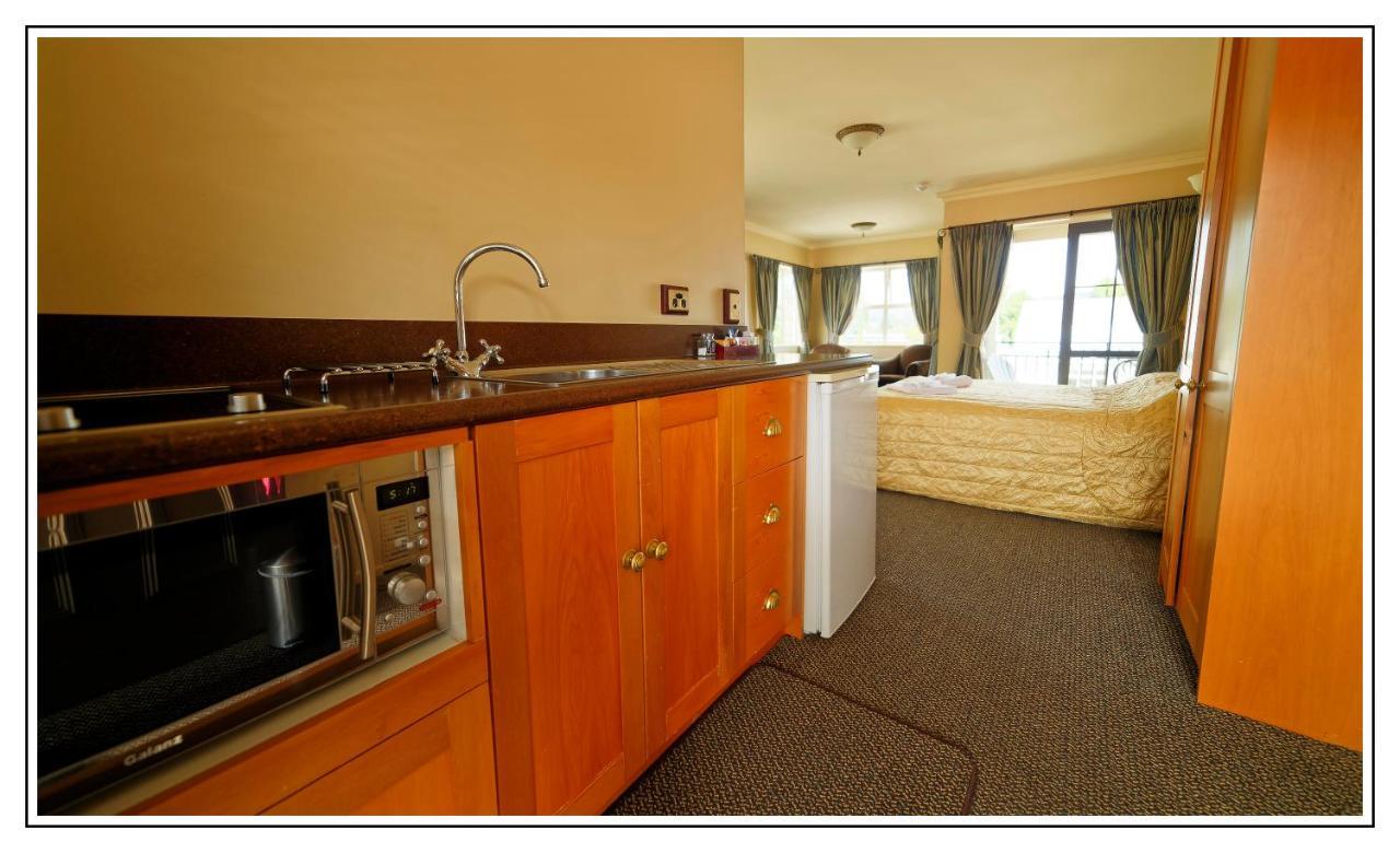 Lantern Court Motel Reefton Esterno foto