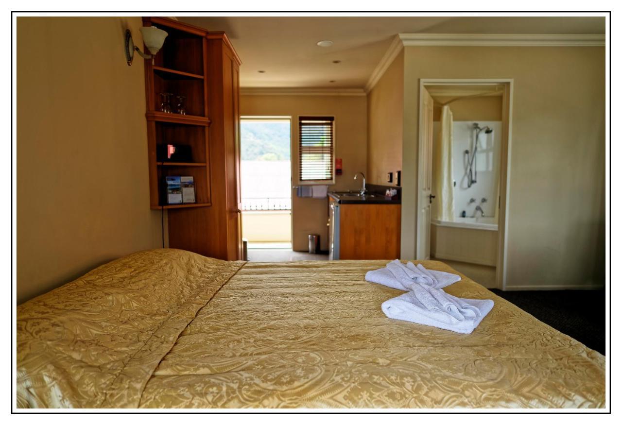 Lantern Court Motel Reefton Esterno foto